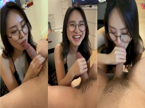 Les compétences supérieures de Sugar Baby en matière de succion de bite Les compétences supérieures de Sugar Baby en matière de succion de bite