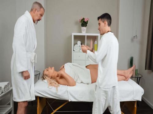 Massage for boss's slutty lady Massage for boss's slutty lady